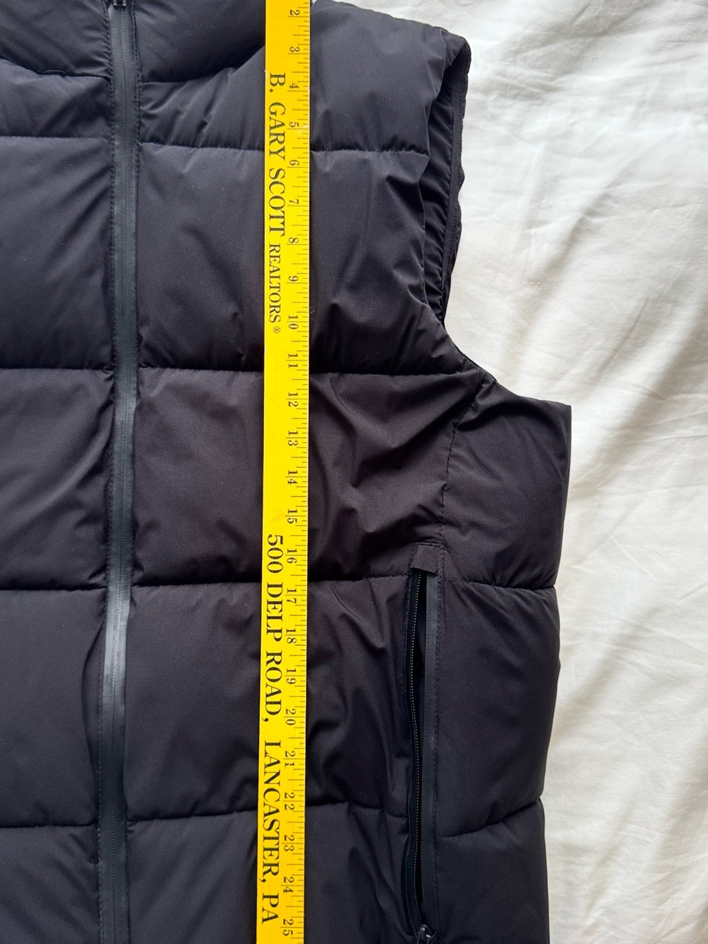 Abercrombie & Fitch Black Quilted Puffer Vest - Picture 3 of 8